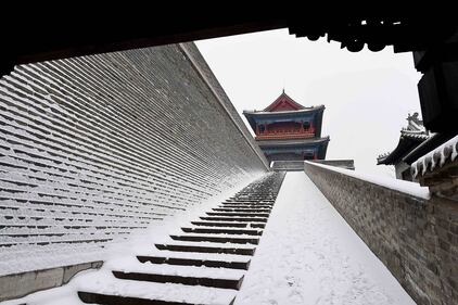 Cina ,la neve rende magica la città vecchia di Qingzhou 8