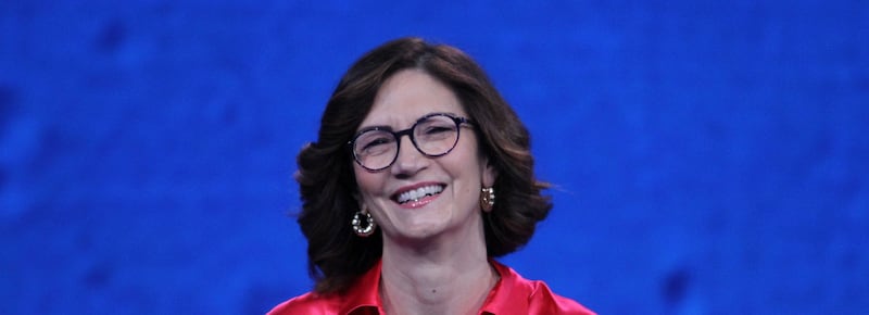 “Aiutiamo le famiglie, mentre la sinistra discute di woke”