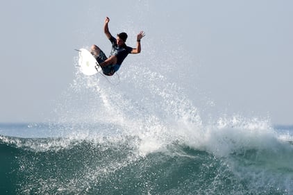 2018 World Surf League: i surfisti tra le onde 5