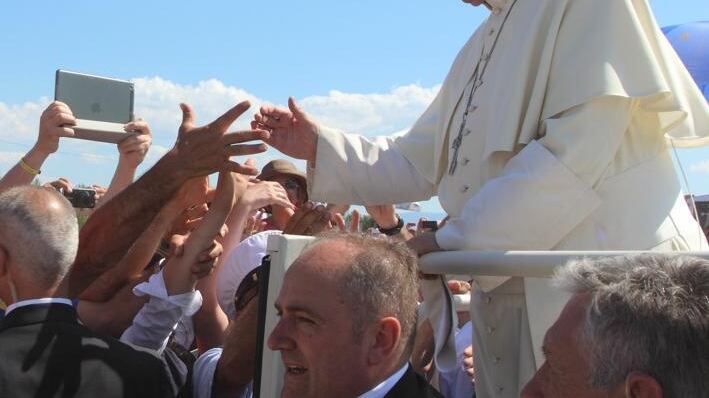 Il Papa sfida i mafiosi: «Vi scomunico»