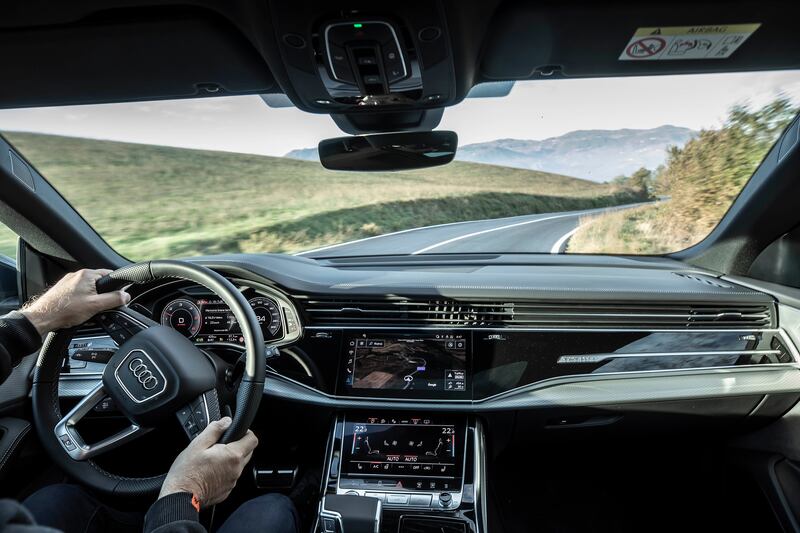 Audi Q8, primo contatto: guarda la gallery 1