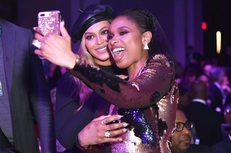 Grammy 2018, star sul red carpet 18