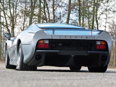 Jaguar XJ220, guarda la gallery 4