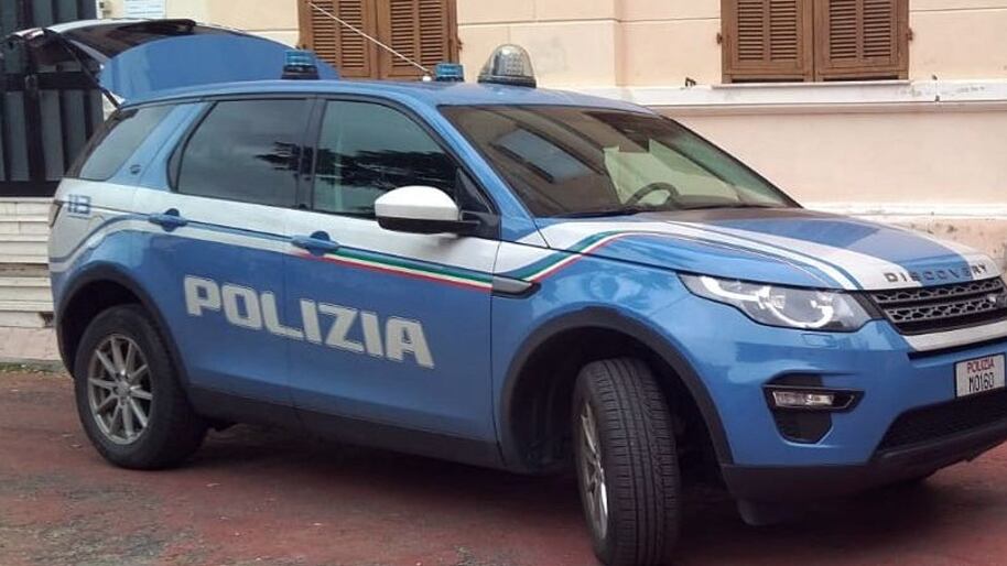 Arrestato a Napoli l'autore della truffa del "finto incidente"