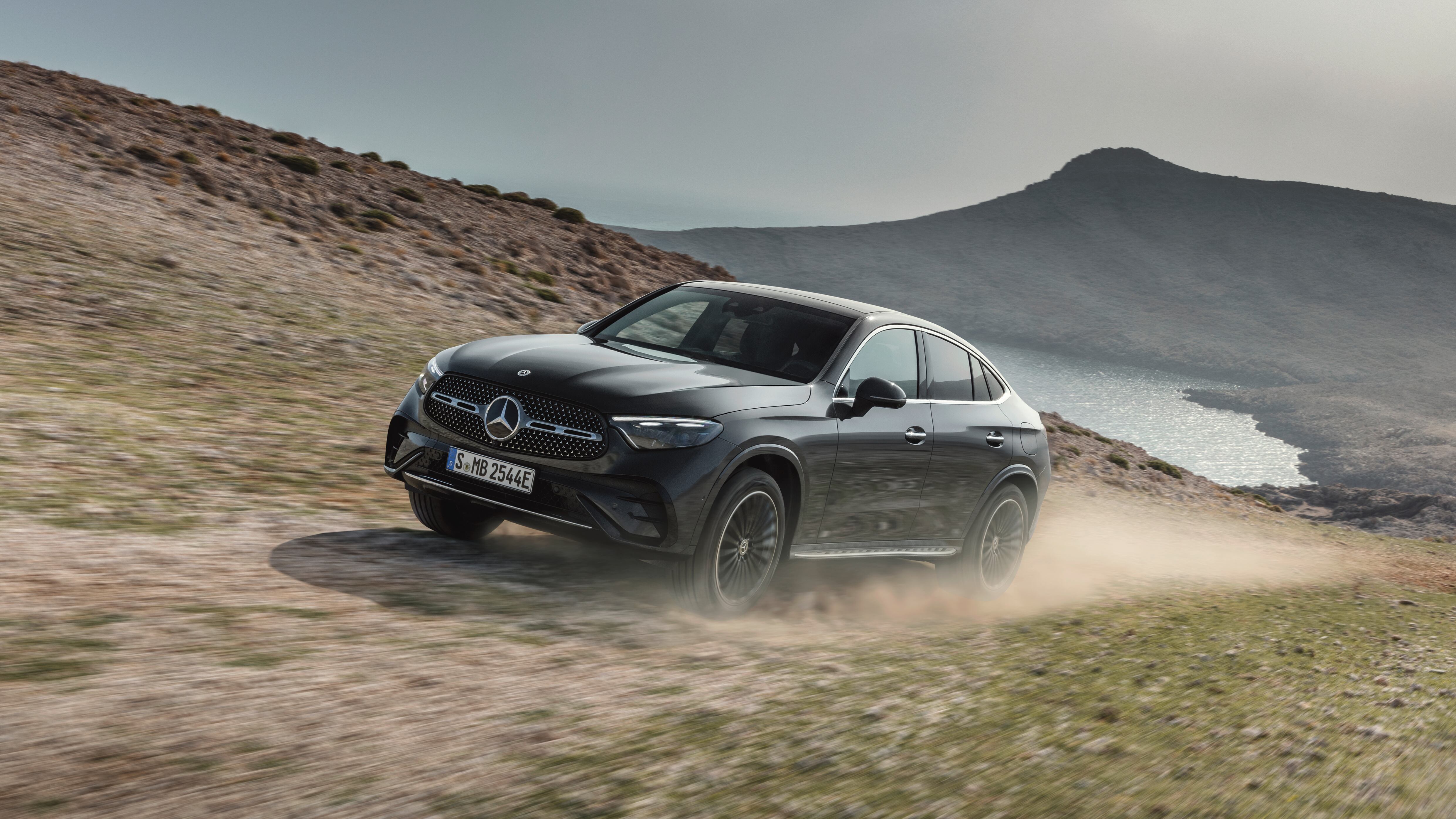 Nuova Mercedes GLC Coupé 220d, eleganza e versatilità