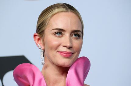 Emily Blunt e il vagina dress ai Sag Awards, foto 7