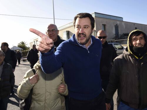 Salvini: "A Berlusconi chiedo serietà. Fake news? Follia del Pd"