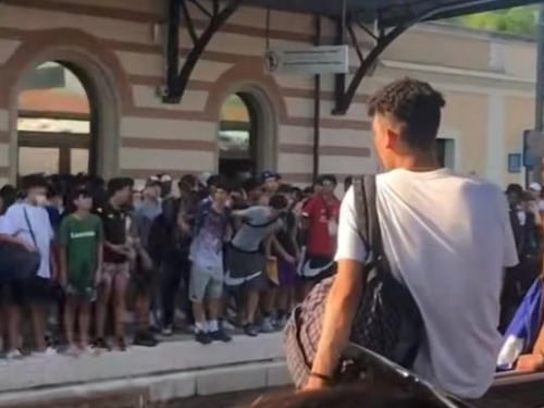 "Questo è territorio nostro". Così i nordafricani hanno attaccato gli agenti