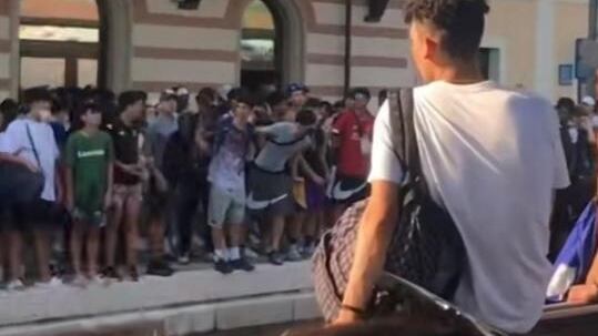 Sbarchi, baby gang, integrazione impossibile: "Cosa succederà in Italia"