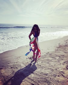 Lea Michele nuda per salutare il 2017 14