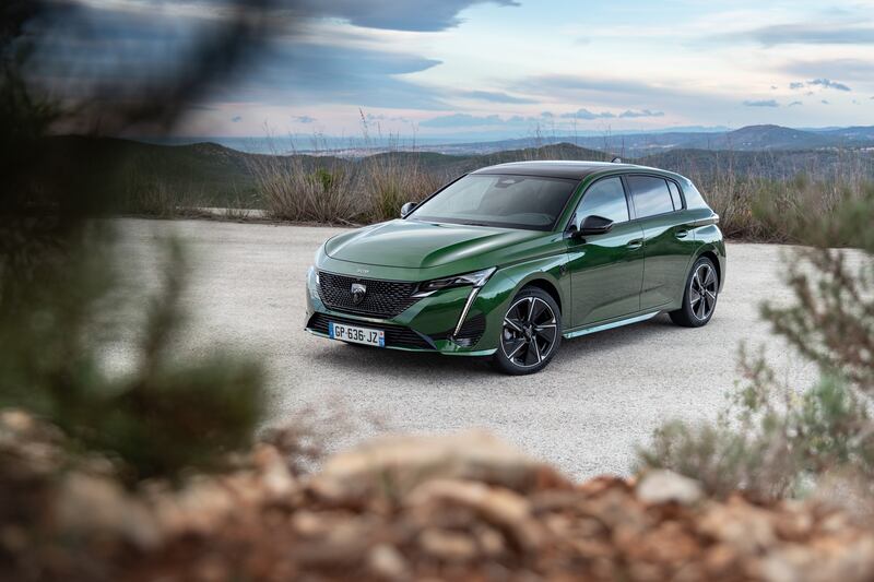 Peugeot e-308, guarda la gallery 1