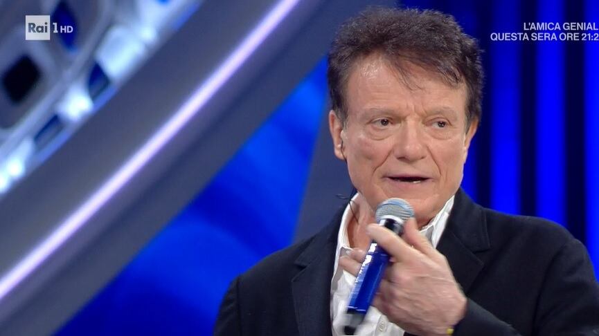 "Ero bloccato e mi sono inca....". Lo sfogo di Massimo Ranieri dopo il Festival