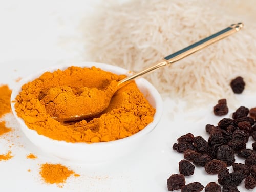 Curcuma, potente farmaco naturale