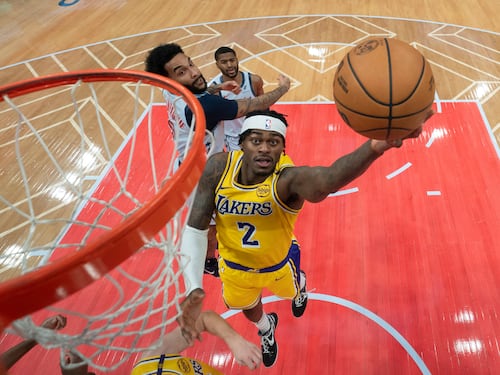 Nba, choc da 10 miliardi. I Lakers passano di mano