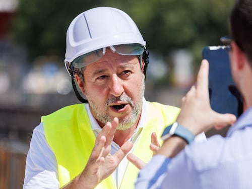 Salvini chiede alle banche il 5% degli utili