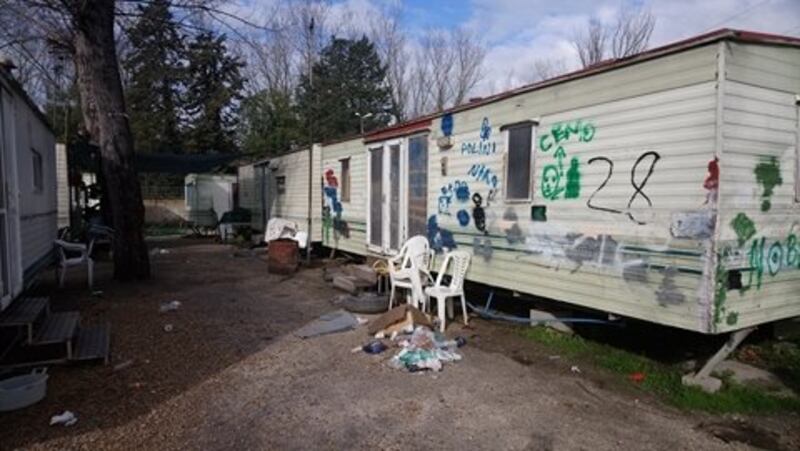 Camping River, tra degrado, roghi e sporcizia 3