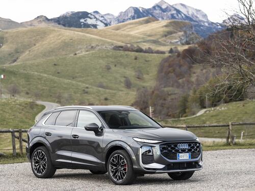 Audi Q3 e-hybrid, nuova generazione plug-in: più sportività ed efficienza