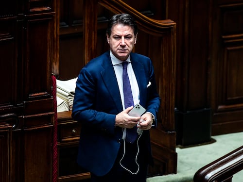 Nuova crociata M5S contro i massoni