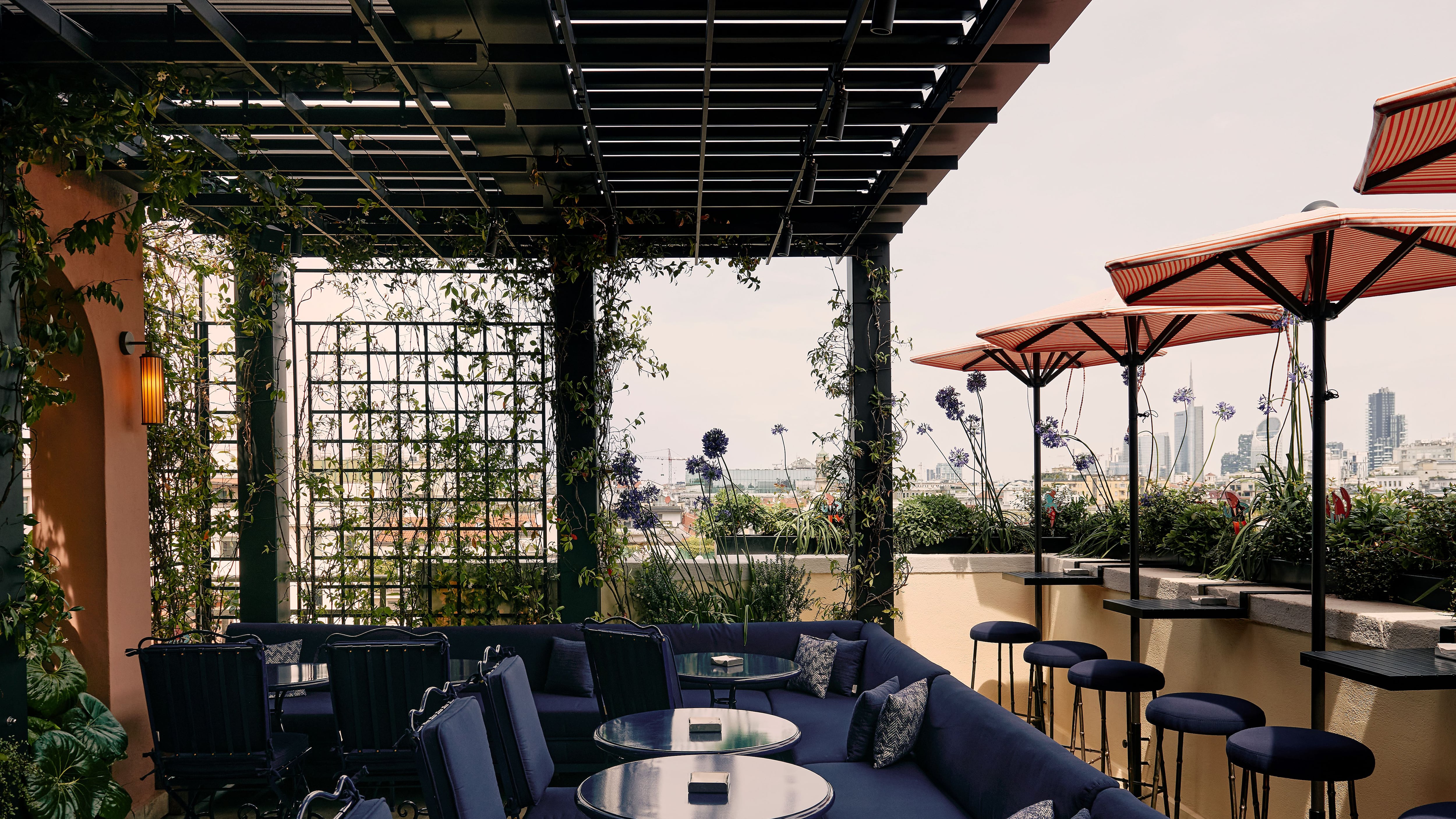 Ally’s Bar, apre la terrazza sul cuore di Milano