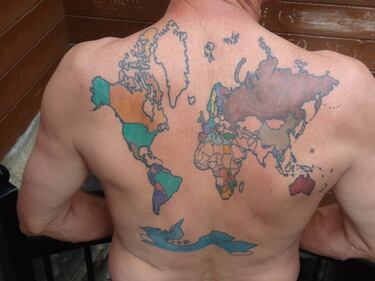 Il mondo tatuato sulla schiena 5