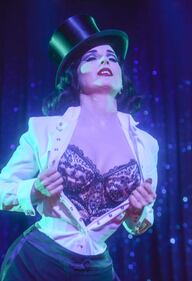 Dita Von Teese, burlesque che fa impazzire 3