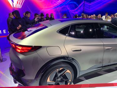 Cupra Tavascan, guarda la gallery 33