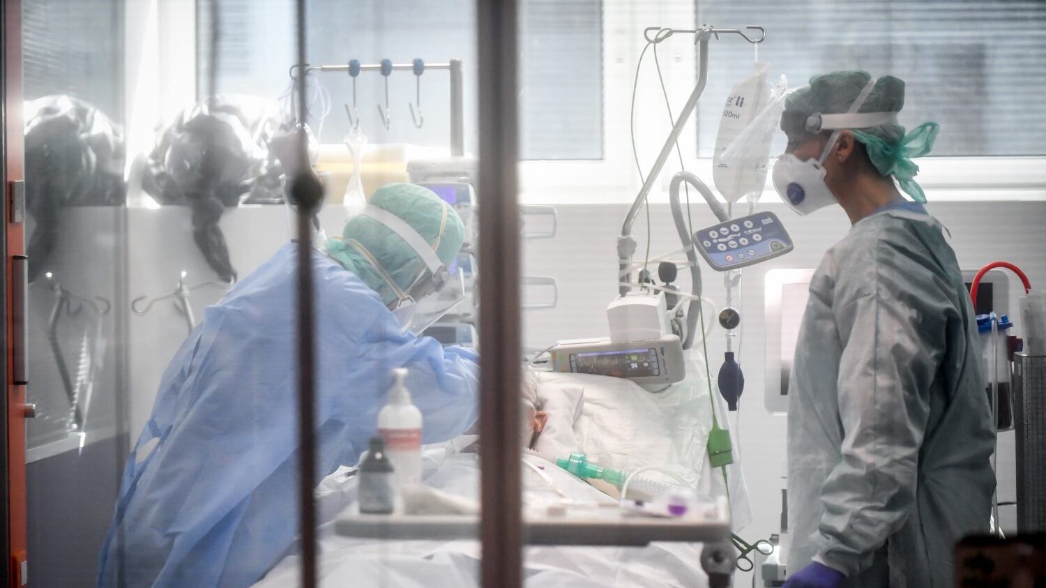 Paura, silenzi e solidarietà. Brescia, una Leonessa ferita