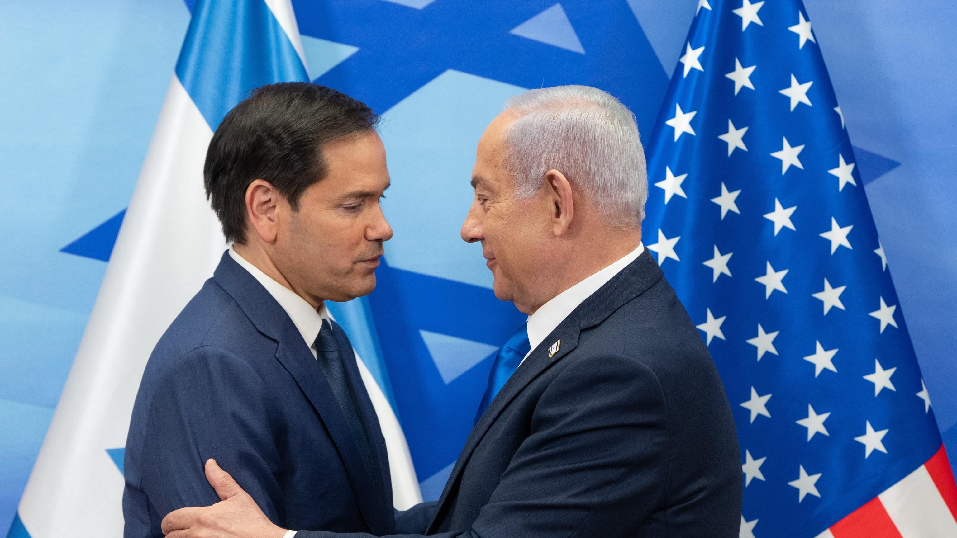 Rubio abbraccia Netanyahu. Inferno per Hamas (e l'Iran)