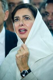 La Boldrini in visita alla moschea di Roma: "Islam religione di pace" 10