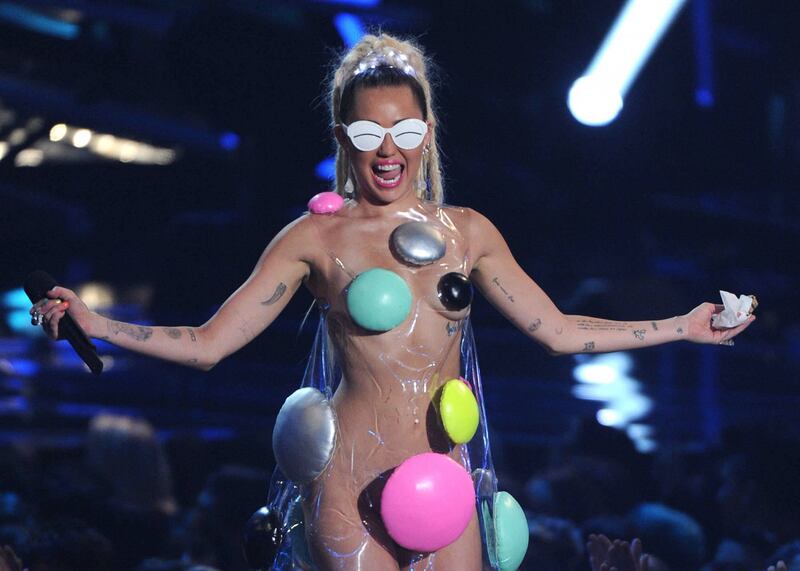 MTV VMA 2015, il trionfo di Taylor Swift e Miley Cyrus 1