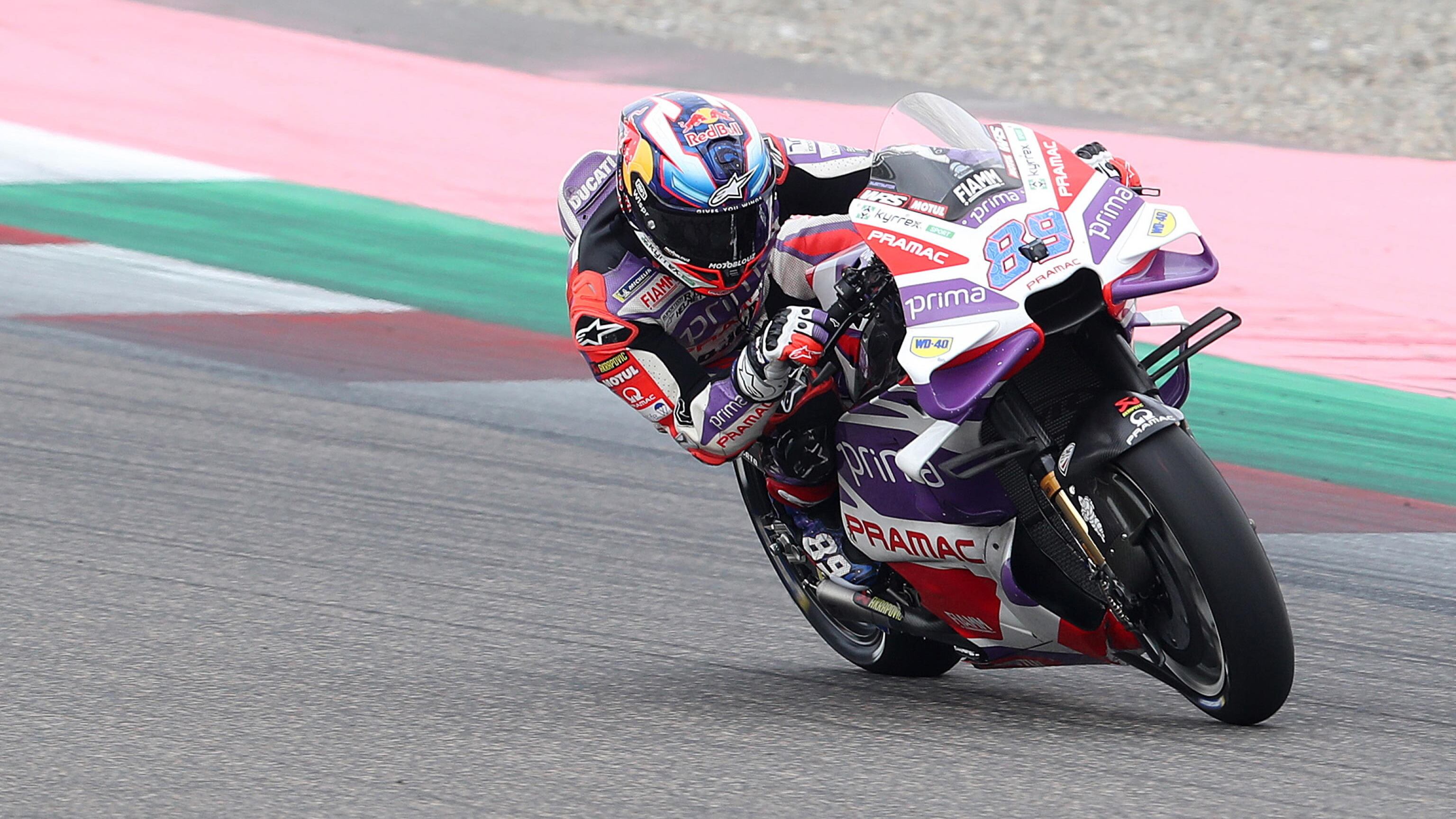 MotoGP India, Martin domina la Sprint Race, ma è di Bezzecchi (Ducati) la pole position