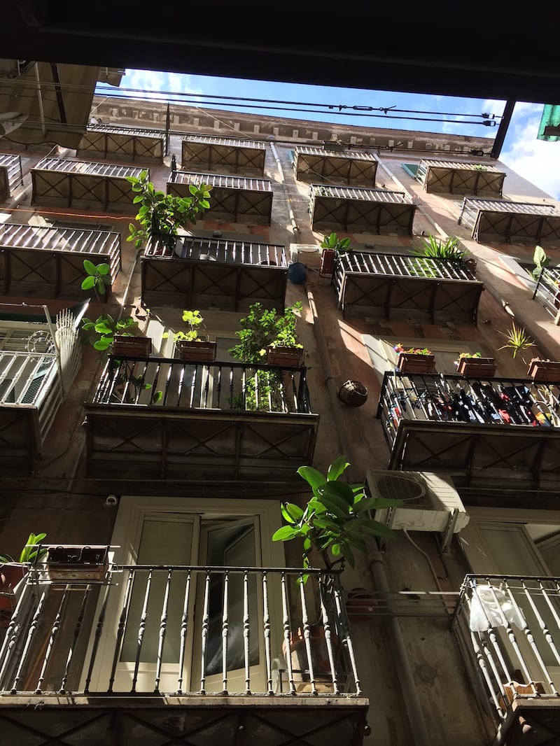 Napoli, il Pallonetto di Santa Lucia 3