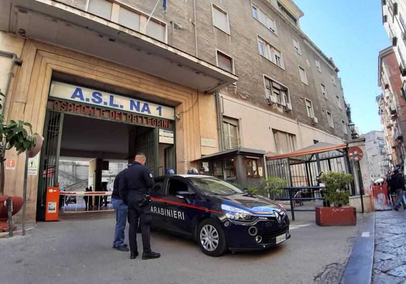 Sparatoria in ospedale a Napoli 6