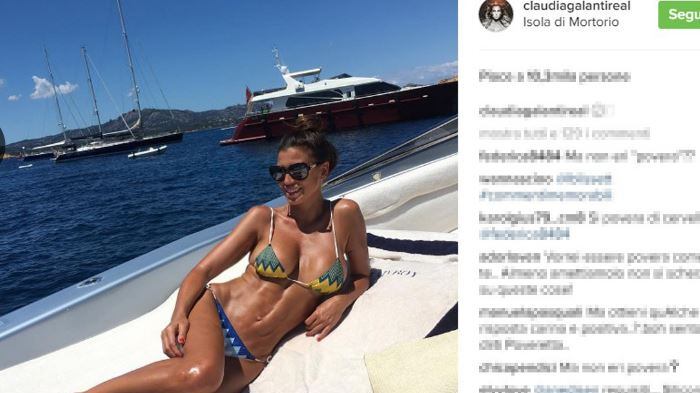 Claudia galanti insultata per le foto in vacanza