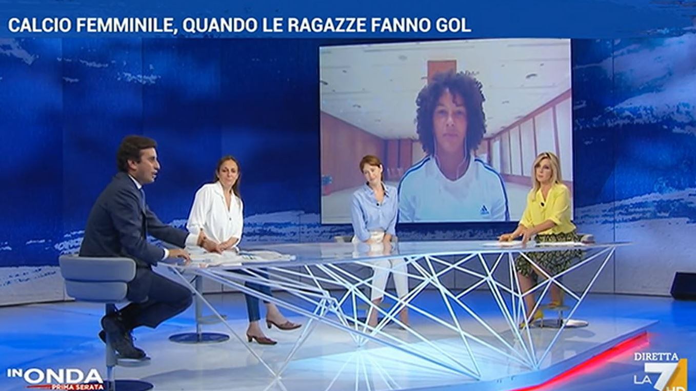 "Ora capisci come sta una donna", "Io non discrimino": scintille De Gregorio-Parenzo