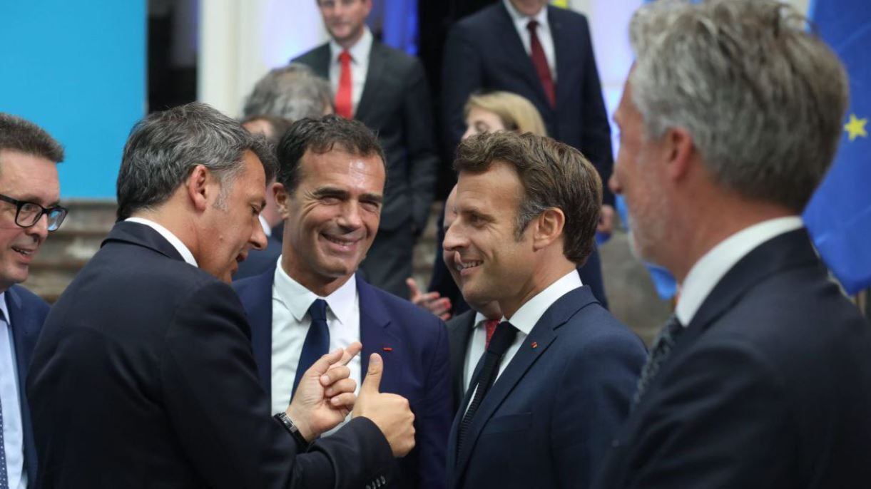 L'Europa, l'Ucraina e i populismi: cosa si sono detti Renzi e Macron