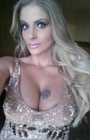 Francesca Cipriani paparazzata da Chi: estate bollente 4