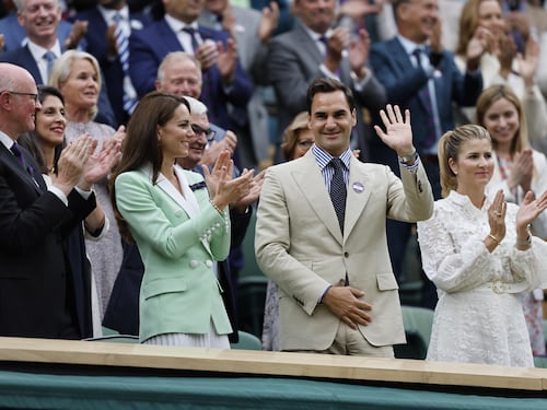 Roger Federer a sorpresa a Wimbledon (insieme a Kate)