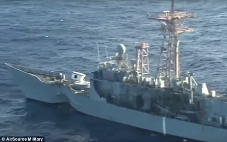 La fregata inaffondabile: 12 ore di bombardamenti per andare a picco 4