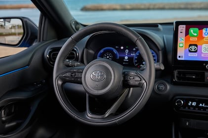 Toyota Yaris Hybrid 2024 8