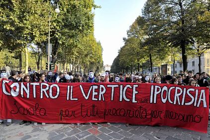 Scontri a Torino tra studenti e polizia 3