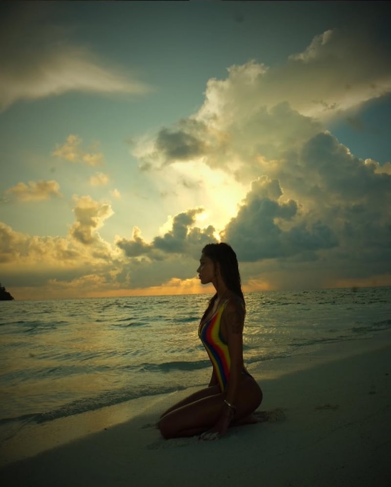Belen Rodriguez: le foto sexy del lato b 25