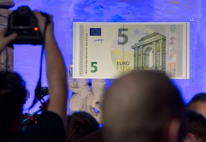 Ecco la nuova banconota da 5 euro 1