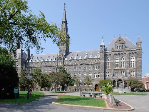 Schiavi venduti per debiti: la Georgetown fa ammenda