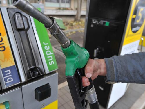 Il «carrello della spesa» su del 4,7% Stangata di ottobre su luce e gas