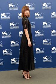 Dakota Johnson alla Mostra del Cinema di Venezia 8