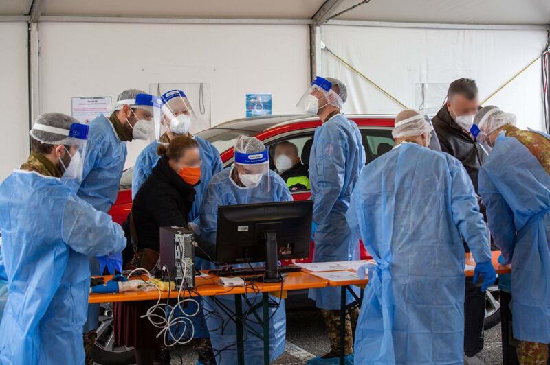 Il drive through dell'esercito al parco Trenno 1