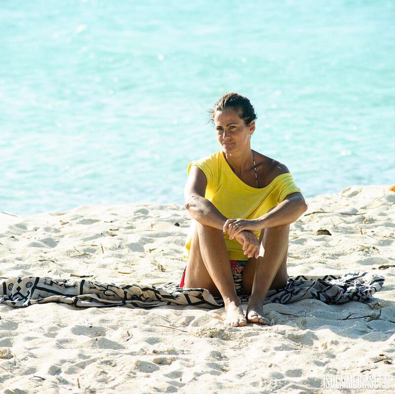 Isola dei Famosi 2017: tra fame e bikini mozzafiato 24