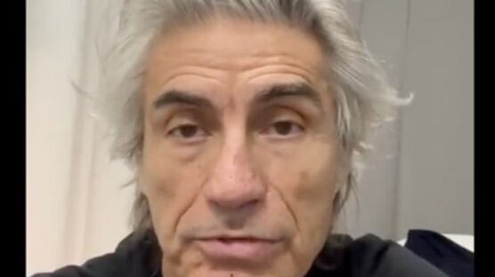 "È malato, non può cantare". E i fan attaccano Ligabue