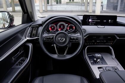 Mazda CX-60, guarda le foto 6
